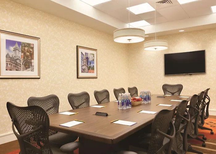 Hilton Garden Inn Boston Logan Airport